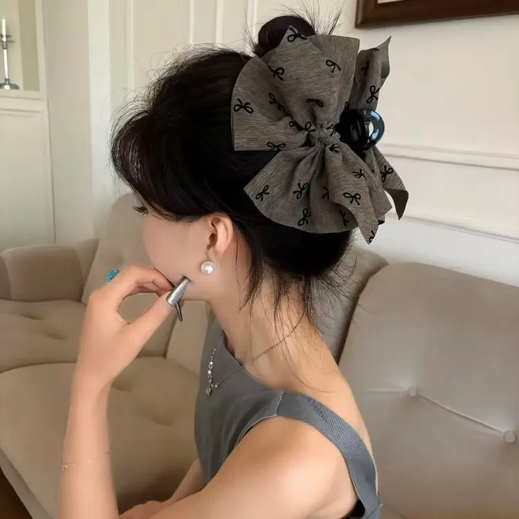 加大不规则~格雷灰色系植绒蝴蝶结磨砂点缀大号不规则鲨鱼夹抓夹