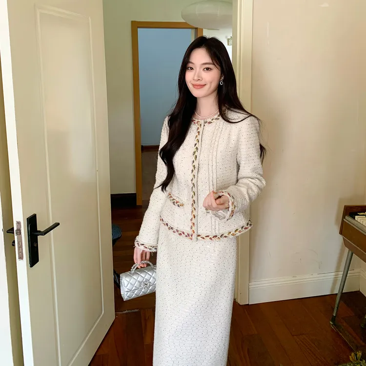 GERTCOREL2025新款冬季法式鹅绒羽绒服半裙小洋装富家千金套装女