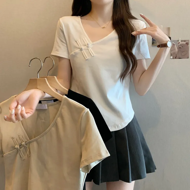 大码女装胖mm夏季设计感斜V领不规则盘扣百搭显瘦短袖T桖