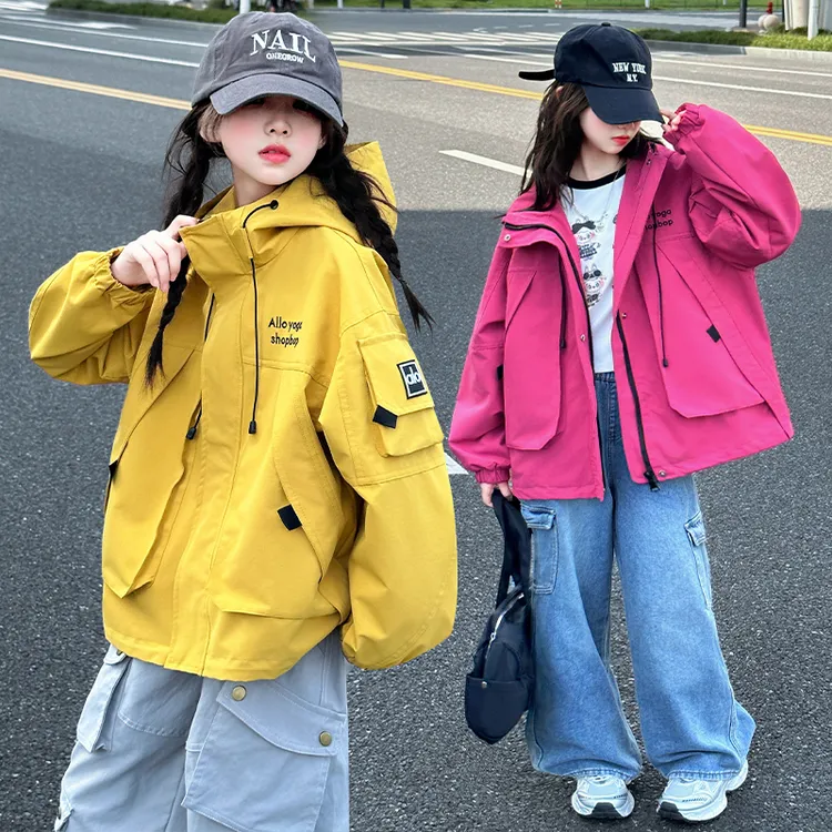 女童加厚冲锋衣秋款2025新款女大童超好看外套儿童秋冬户外登山服