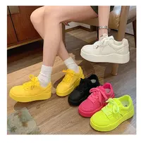 时尚厚底增高玫红色百搭板鞋女2025新款鞋子女爆款女鞋休闲运动鞋