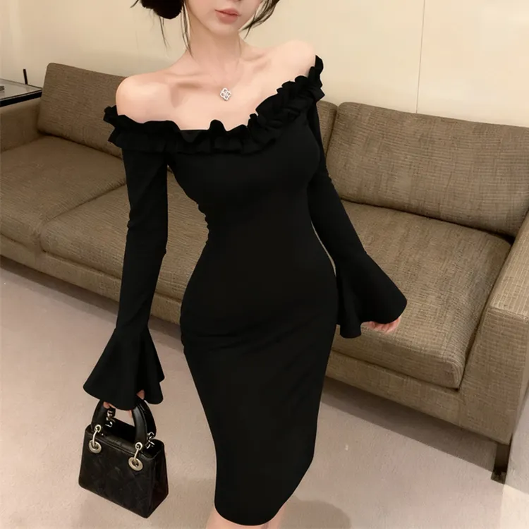 黑色荷叶边一字领连衣裙紧身包臀中长裙秋冬复古一字肩气质礼服裙