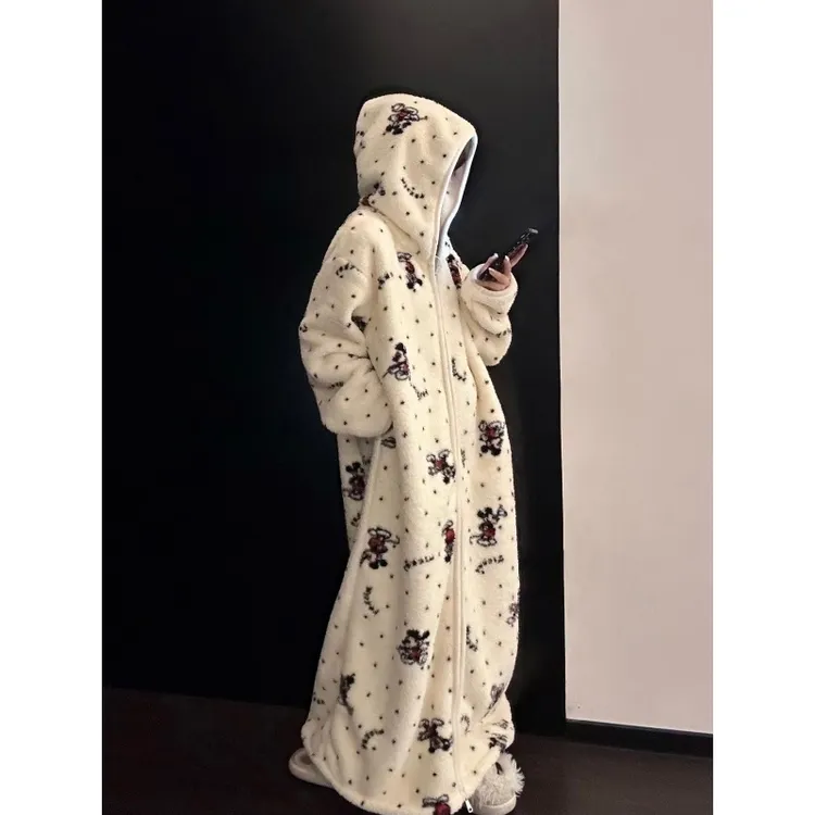 可爱卡通珊瑚绒连帽睡袍女秋冬新款加厚毛绒绒睡裙休闲外套可外穿