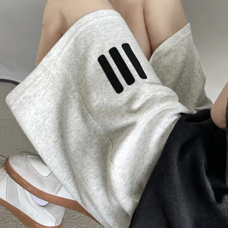 新款三条杠立图标休闲短裤男夏季美式复古潮牌中裤宽松五分运动裤