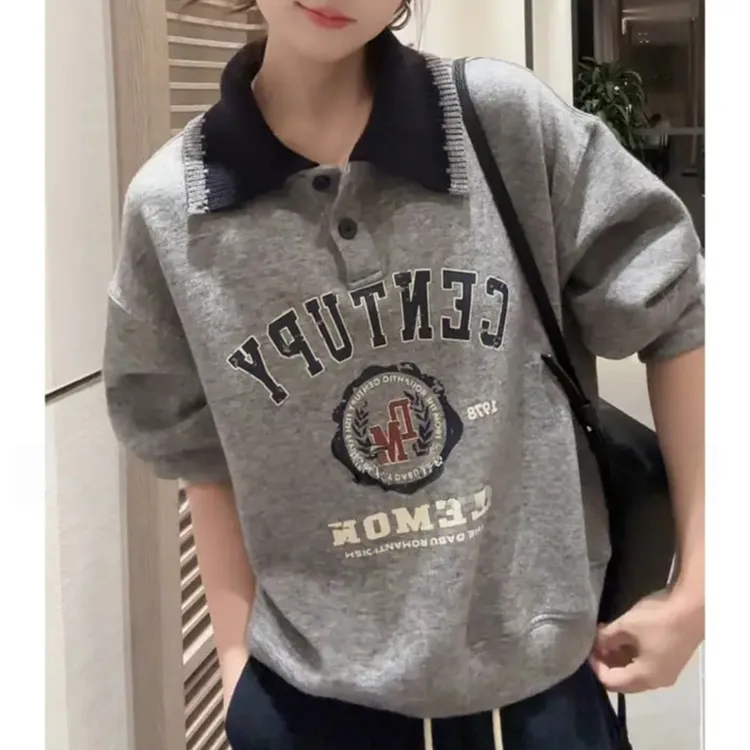 2025秋季新款美式复古宽松上衣女士慵懒风设计感撞色翻领字母卫衣
