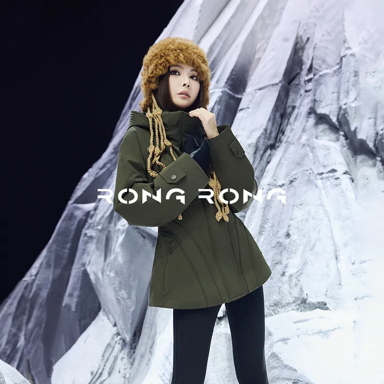 溶溶【暖意漫游】RONGRONG 90白鹅绒防风防水收腰锁绒羽绒服7212