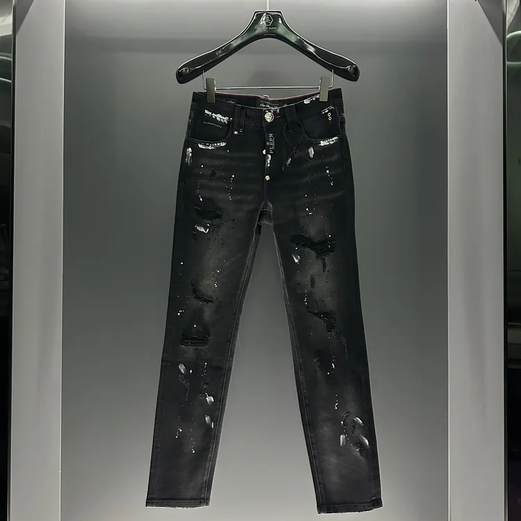 PLIPHPP PLEPN重工黑武士镶钻破洞个性休闲百搭时尚直筒裤牛仔裤