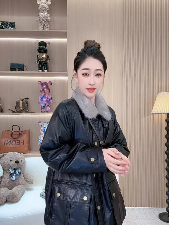 【若楠服饰】爆款黑色显瘦加厚皮衣外套-32531