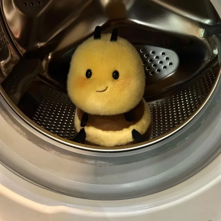 新疆包邮幼崽玩偶有限公司小蜜蜂玩偶原创kiss蜜毛绒玩具小蜜蜂公