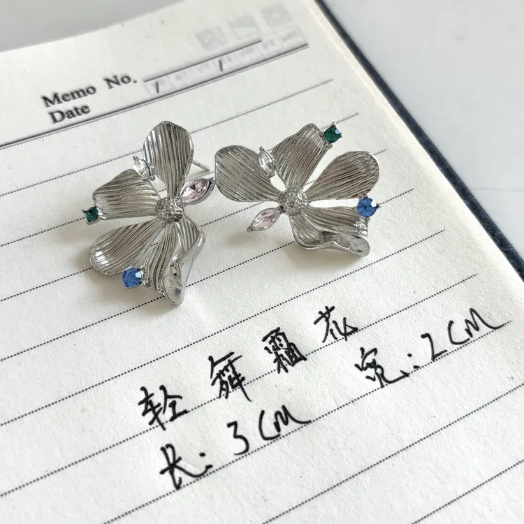 合金耳饰 zebra饰品 轻舞霜花 气质轻奢时尚优雅简约小众设计感