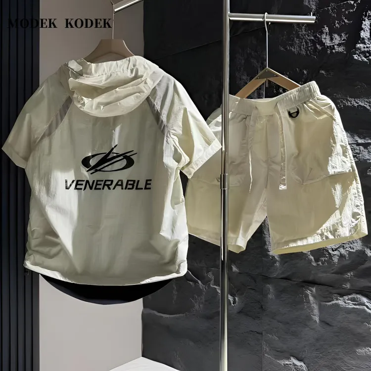 MODEK KODEK夏季薄款男士工装连帽短袖时尚潮牌宽松直筒短裤套装