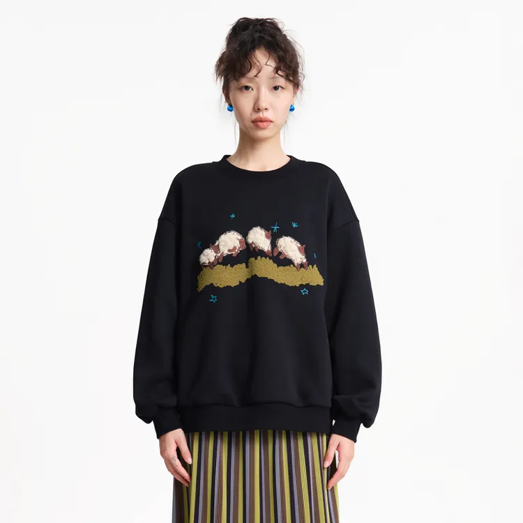 MOVEUP幻走2025冬新款.FUN 圆领贴布绣加绒短款卫衣女3EWD11418