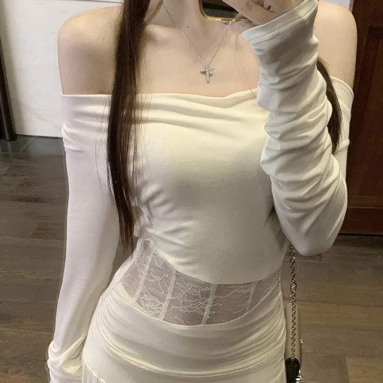 YIDENG蕾丝拼接露肩长袖T恤chic显瘦设计感潮流女2025春季新款