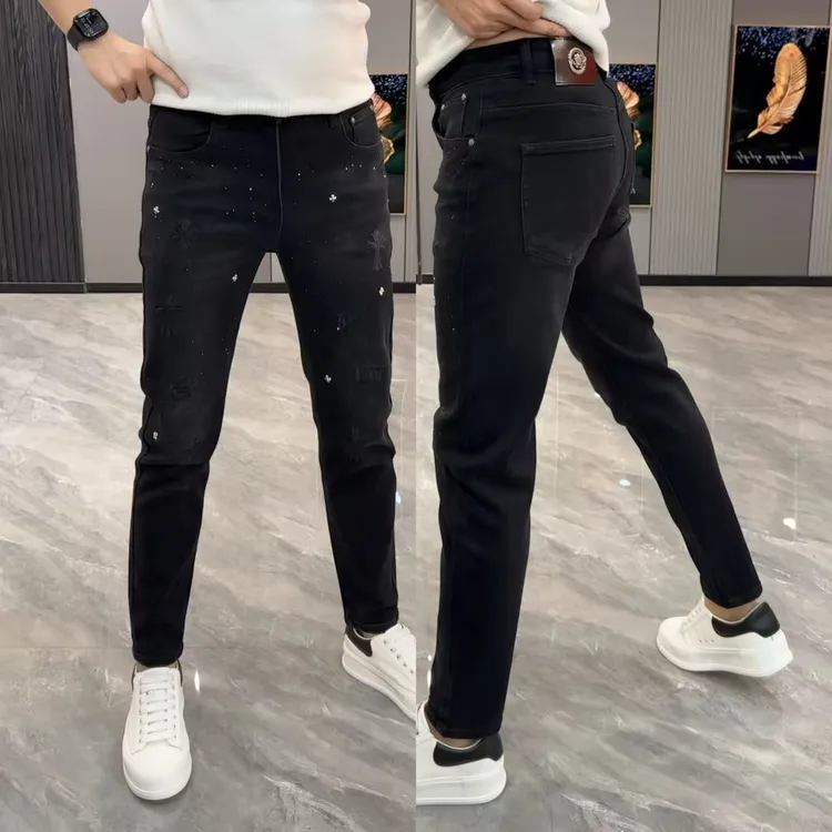 裤子男款2025新款男士牛仔裤时尚烫钻刺绣长裤修身显瘦小脚裤百搭