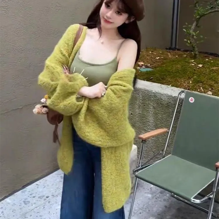 韩系氛围感绿色显白灯笼袖针织开衫慵懒风显瘦毛衣原版早秋外套女