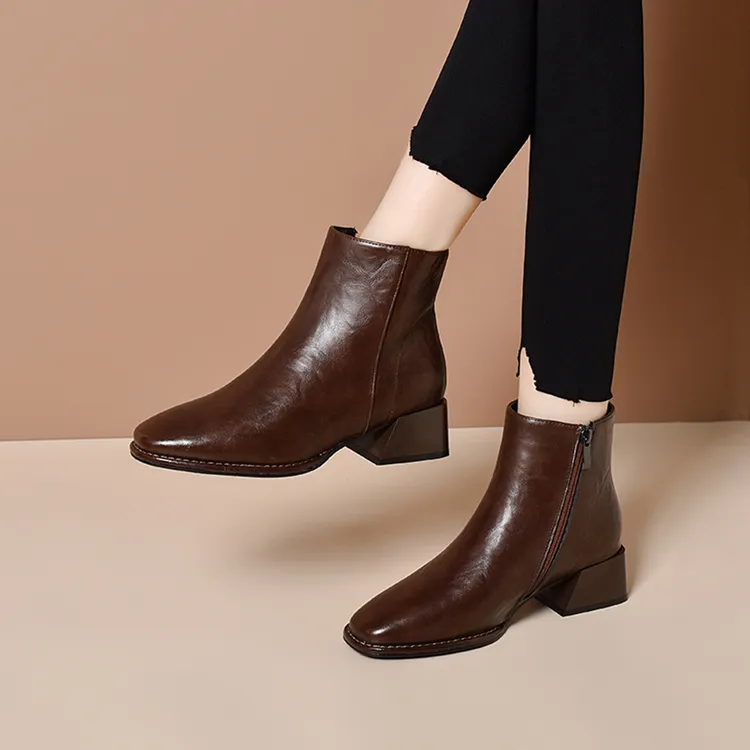切尔西女靴2025秋冬新款中跟显瘦棕色靴子粗跟短靴女加绒方头裸靴