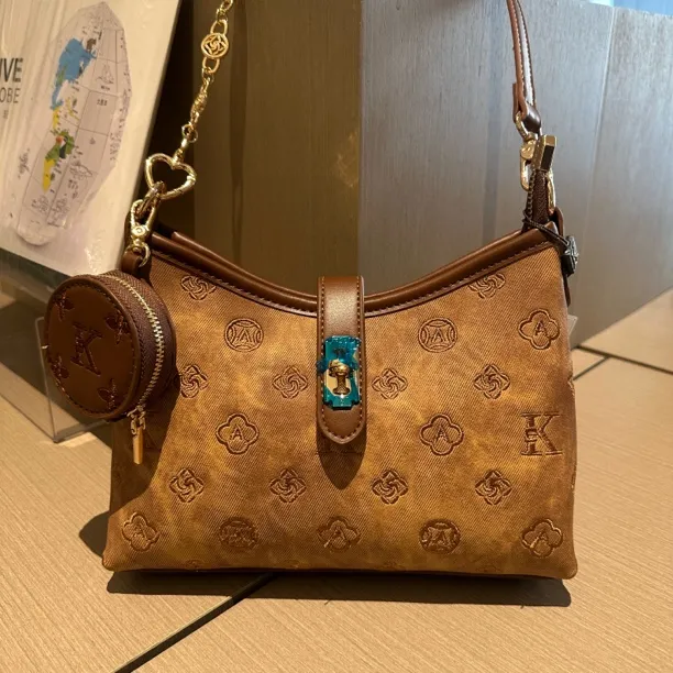 2026新款轻奢女包单肩斜挎包时尚百搭通勤适用1282经典包包最新款