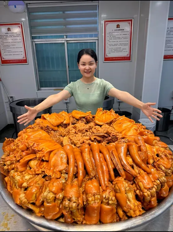 小玉卤肉铺五香酱卤猪头肉（2斤）真空包装鲜香软烂猪头肉直播卖货