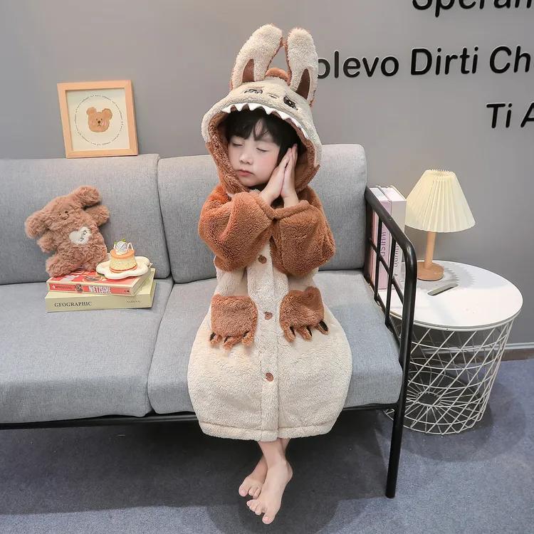 男童睡袍秋冬法兰绒睡衣儿童卡通加厚连帽浴袍家居服男孩保暖睡衣