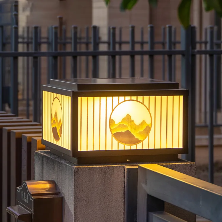 日照金山太阳能柱头灯平顶灯户外别墅墙头围墙大门灯家用门柱灯