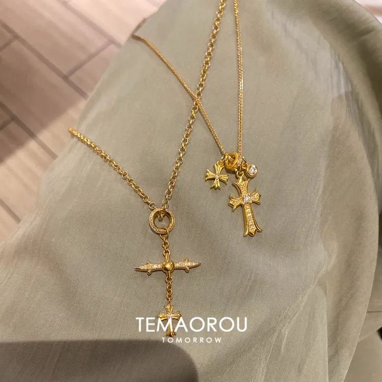 钛钢项链 十字架吊坠细闪复古项链小众独特设计锁骨链配饰高级感