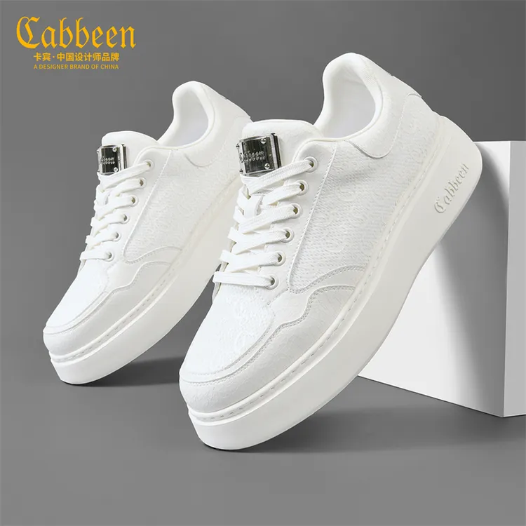 卡宾低帮鞋子新款板鞋男冬季潮牌厚底男鞋百搭潮流男式休闲鞋子