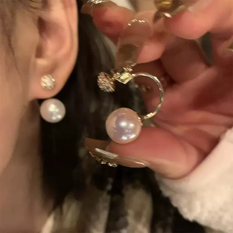 合金仿珍珠耳饰 珍珠耳钉秋冬高级感网红2026爆款新年红色耳饰女