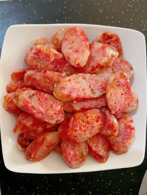 固始腊肠(新鲜的前夹肉自然晾晒)