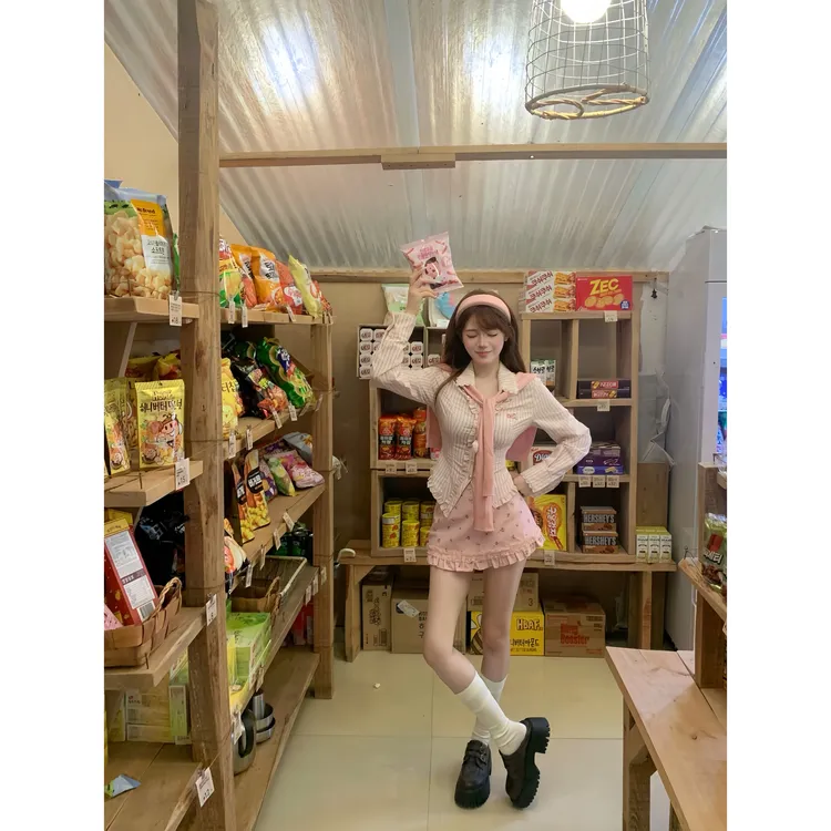 韩式水蜜桃 早秋新款甜美风温婉大方少女感慵懒出游约会衬衫半裙
