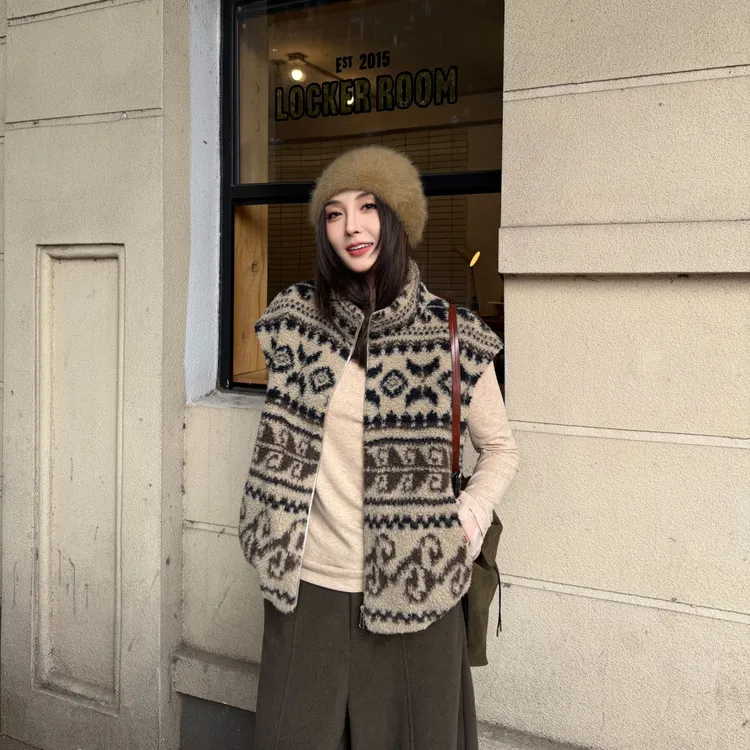 Moprobably李予诺「图腾」复古时尚休闲百搭马甲外套L5457064