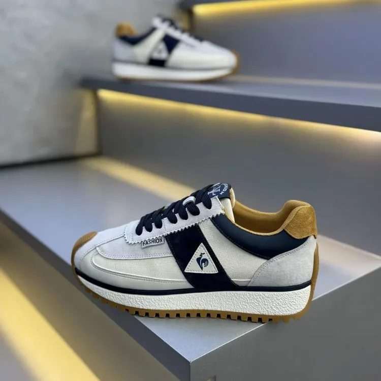 高质量~阿甘休闲鞋2025秋季新款时尚厚底增高软底运动鞋透气男潮