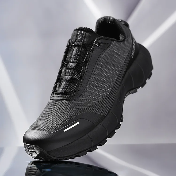 曼克四季爆款透气防泼水软底轻便户外休闲鞋跑鞋户外男鞋 0595