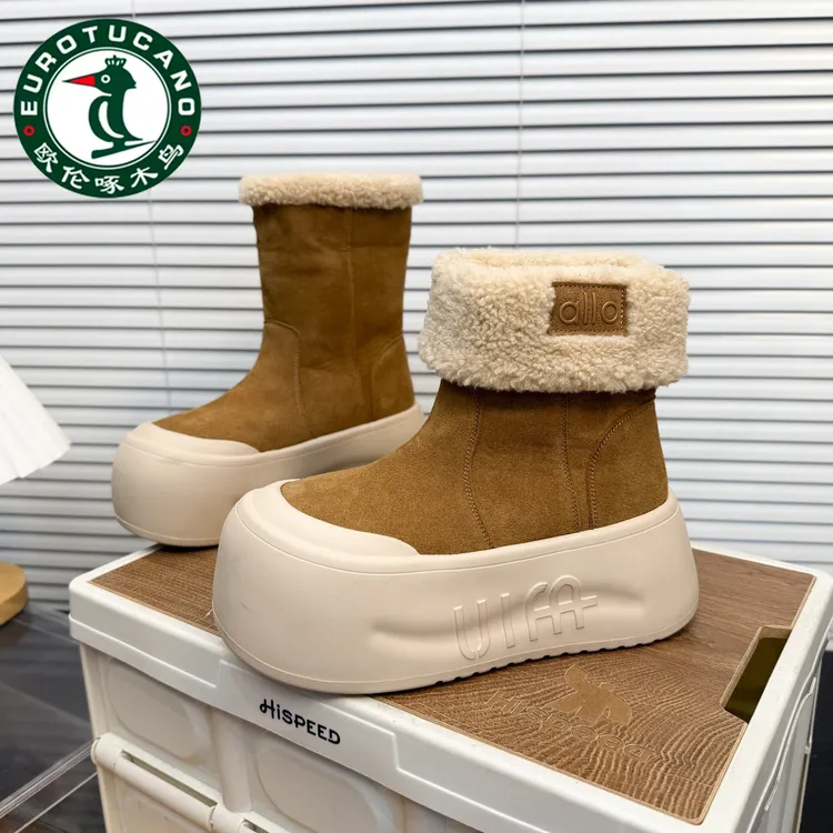 欧伦啄木鸟时尚雪地靴女加绒加厚中筒两穿保暖靴冬季新款厚底防滑