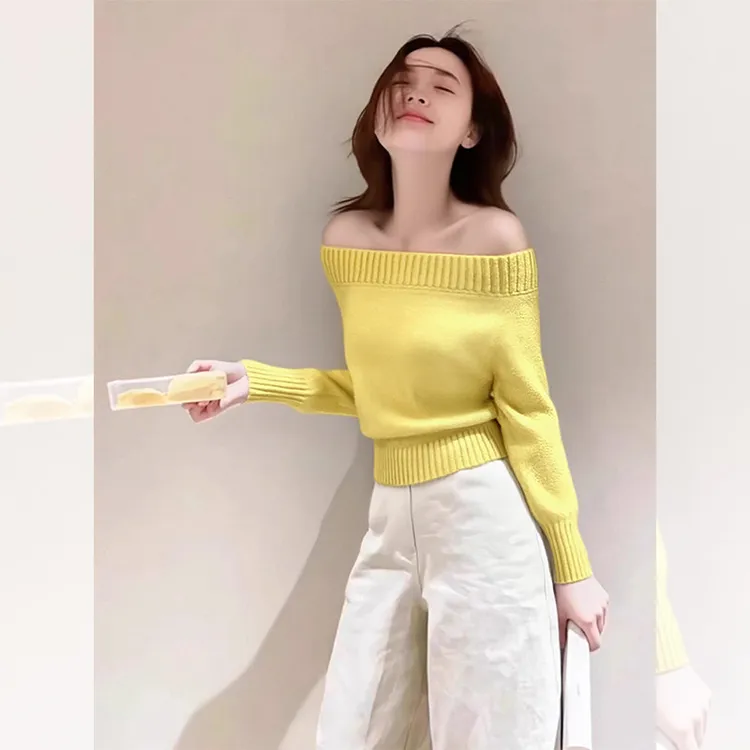 别致独特漂亮黄色露肩小衫一字肩收腰洋气高贵针织衫上衣女装秋冬
