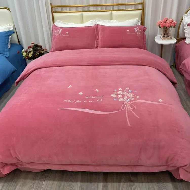 【洋盛家纺】冬季加厚保暖牛奶绒绣花床上高档被套四件套 倾心系列