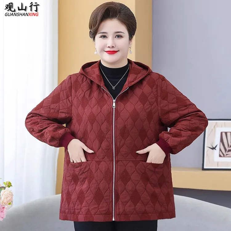 中老年妈妈春秋大码连帽女风衣外套200斤胖妈妈宽松遮肚夹克上衣