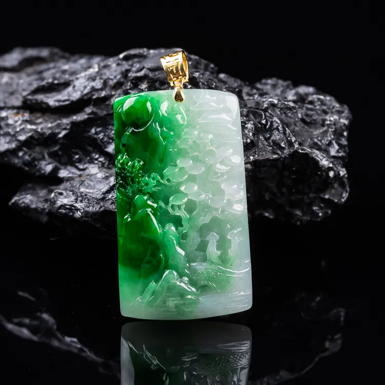 缅甸翡翠吊坠飘阳绿山水牌挂件18k金扣头镶嵌天然A货翡翠