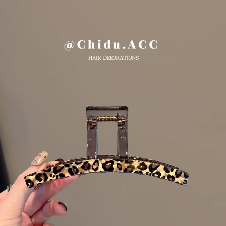 气质咖色豹纹复古抓夹港风ins鲨鱼夹高级感PC材质发抓后脑勺发饰