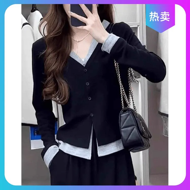时尚爆款黑色假两件V领长袖T恤女2025春秋新款大码胖mm打底上衣