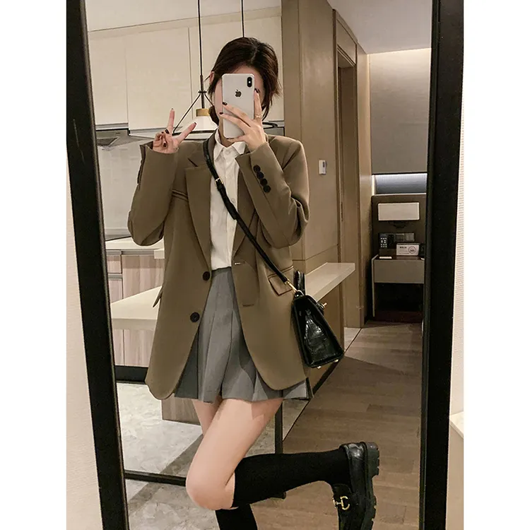 2025春秋装新款西装外套女高级炸街设计感小众休闲咖色显瘦小西服