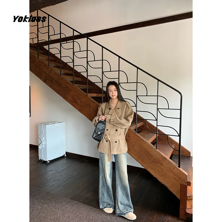 王少女YOKLASS 卡其色中长款宽松翻领外套 W37768S53
