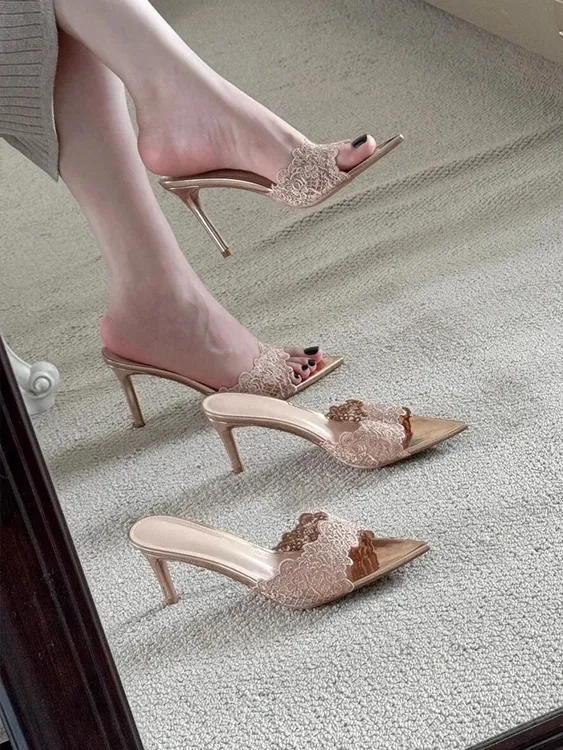 2025法式香槟色蕾丝高跟拖鞋女百搭细跟名媛小众尖头一字拖凉鞋夏