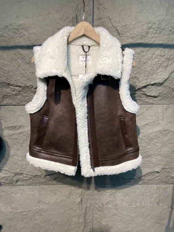 外贸时尚皮毛一体马甲(人造皮草)