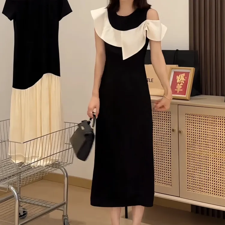 2025夏季时尚气质设计感荷叶边连衣裙女漏肩掐腰显瘦赫本风小黑裙