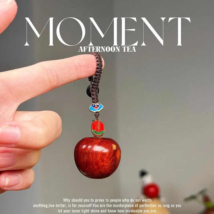 平安果钥匙扣包包挂件可爱苹果造型情侣车钥匙扣檀木质平安小挂件