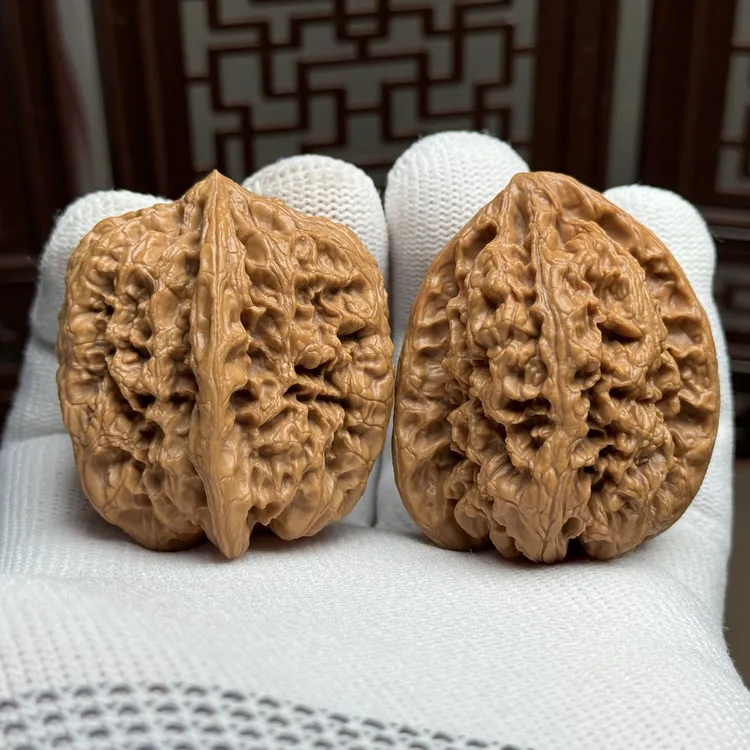 精选一代老树华北将军榜，边39肚41高46，原生态自然桩桩形一物一图