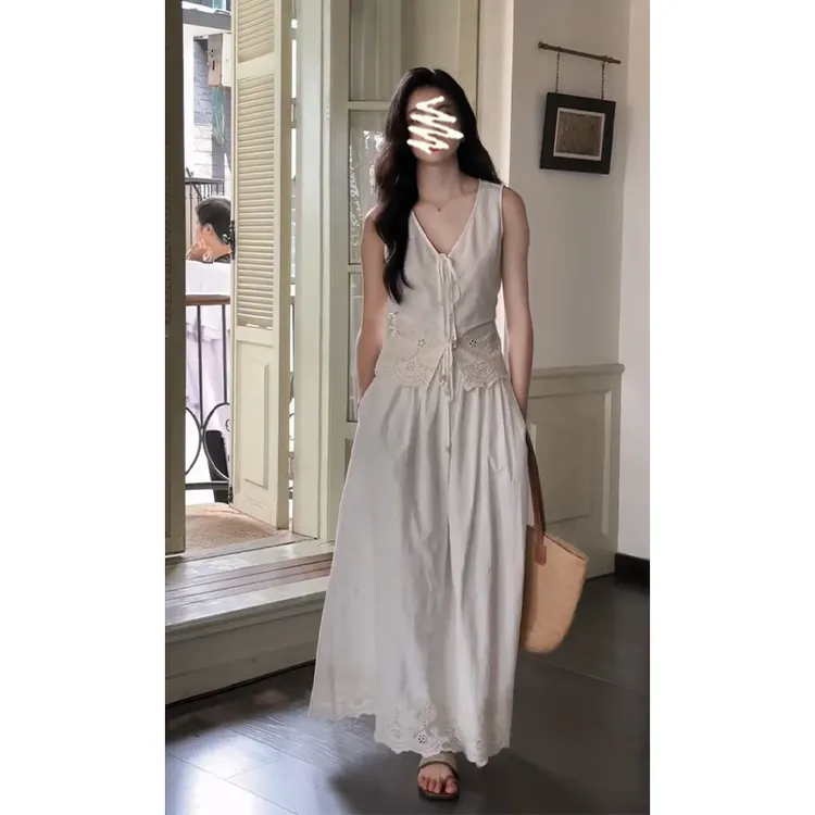 2025夏季新款法式高级感蕾丝V领系带无袖上衣气质高腰显瘦半身裙