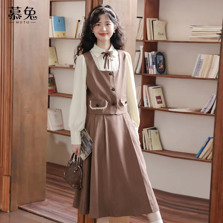 慕兔复古无袖马夹背心女2025秋季新款高腰显瘦a字半身裙两件套装