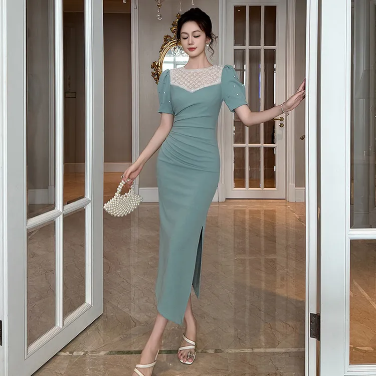 婷婷衣恋31191夏季新款重工设计感珍珠圆领泡泡袖褶皱修身连衣裙