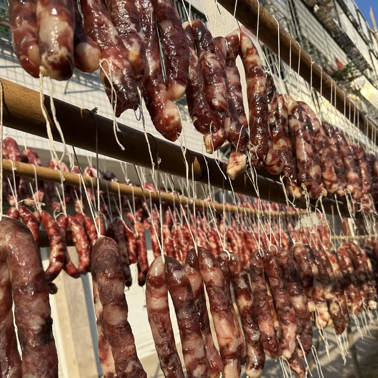原味纯肉腊肠农家手工猪肉太阳晒干
